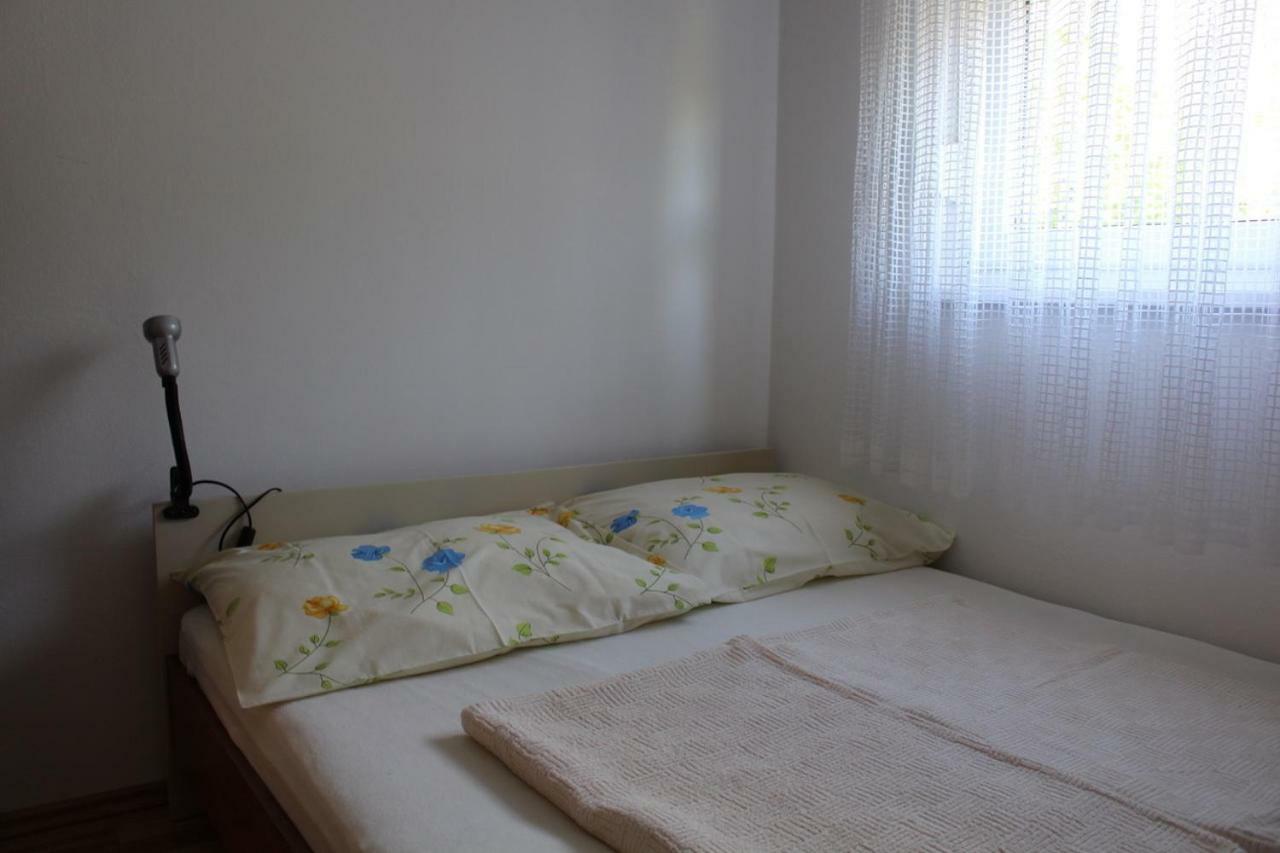 Mia 6 Apartment Crikvenica Exterior photo